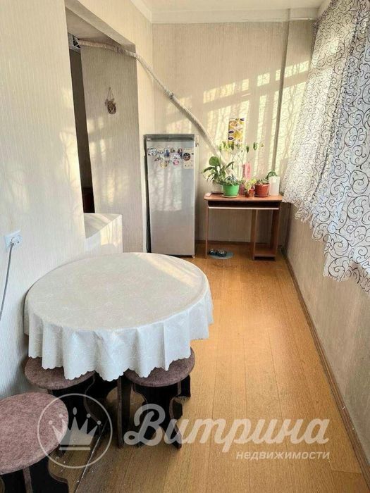 Отличная 2-комнатная, переделанная в 3-комнатную на Ц-13