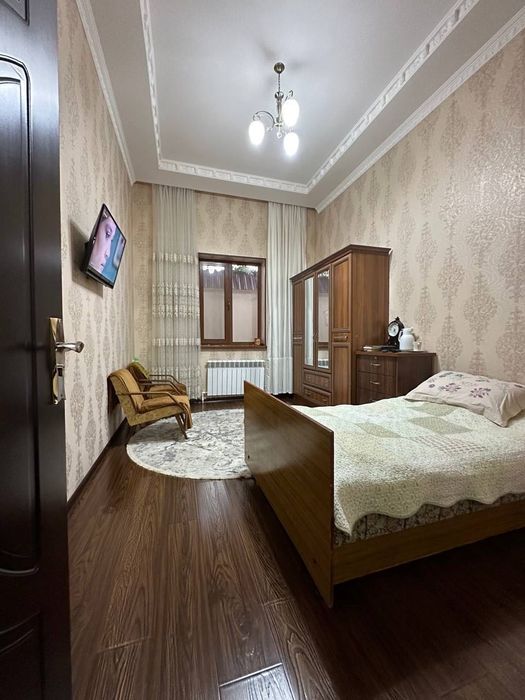 ПРОДАЁТСЯ Дом 2,3- сотки, евроремонт Академгородок 177000