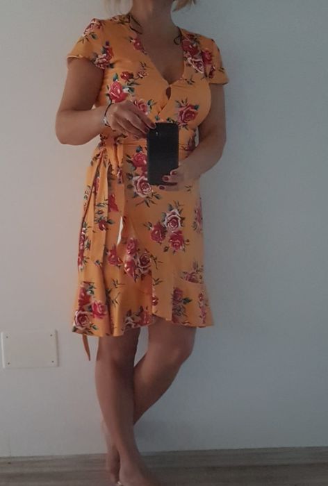 Rochie colorata noua