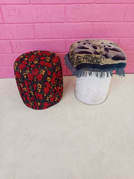 Пуфик фирменный .