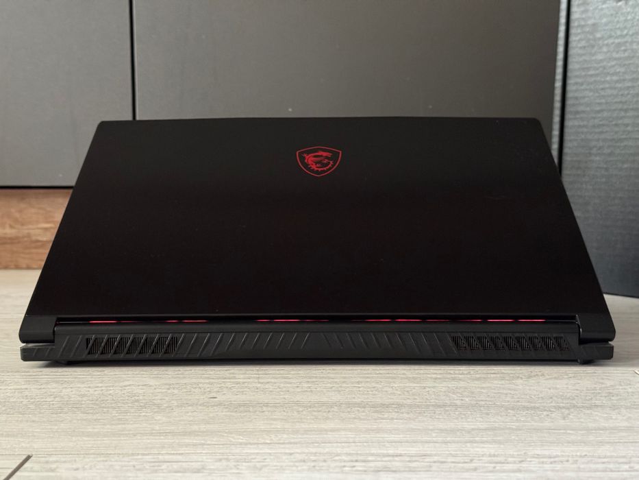 15.6 IPS 144hz/RTX 3060 6GB/ i5 10200H/16GB рам /512GB ssd/ Gaming MSI