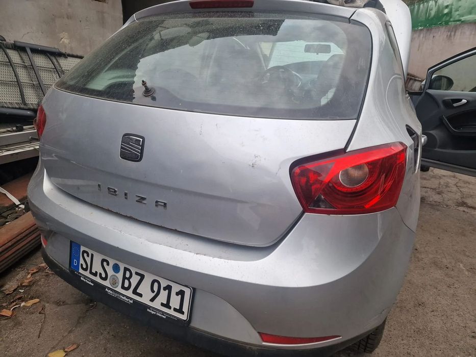 Vand piese Seat Ibiza an 2010 motor 1,6 diesel
