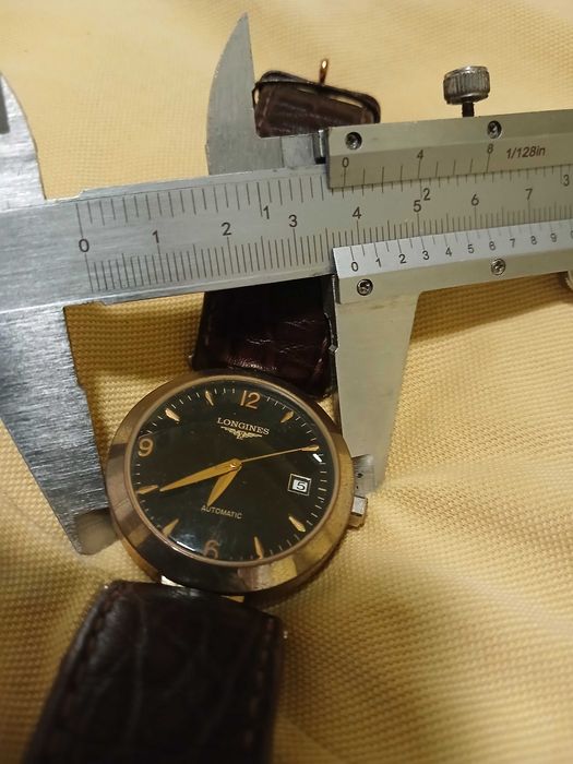Ceas   de  mana  "Longines "