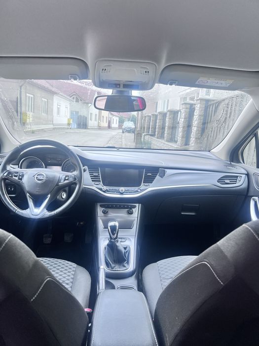 Opel Astra Sports Tourer 2018