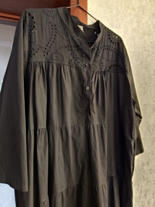 Продам платье , рубашку.