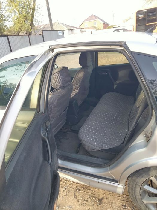 Автомобиль опель вектра