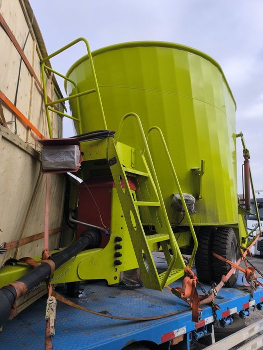 Корма раздача в наличии 5-6-9м3