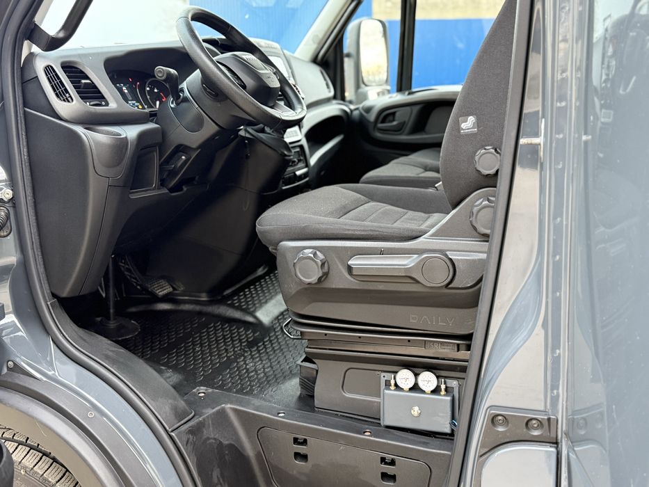 Iveco Daily  15 Europaleti  HIT-MATIC 8 trepte 2022  de 3.5 T