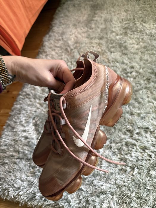 Дамски маратонки vapormax rose