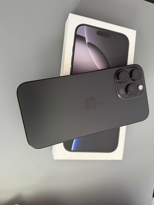IPhone 16 Pro Max 256Gb Black Titanium sim+esim Акб 100%