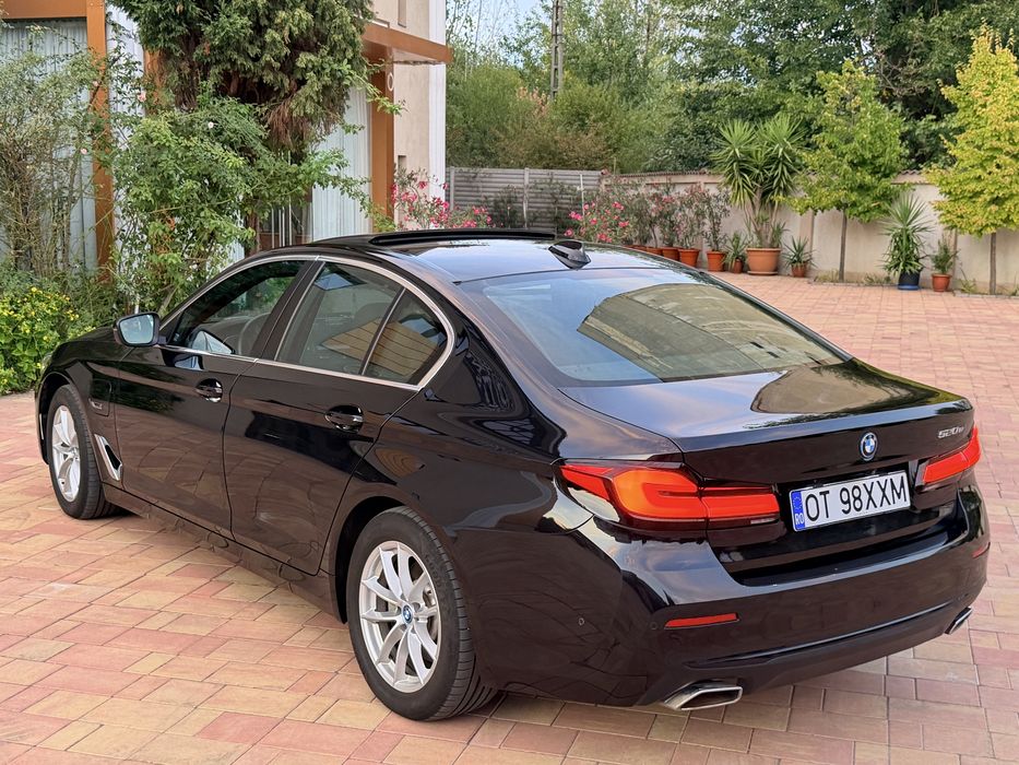 Bmw G30 LCI 2022 520E M-pack interior Trapa ceasuri Camera