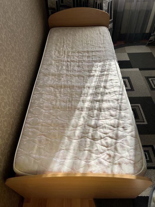 Кровать односпальная