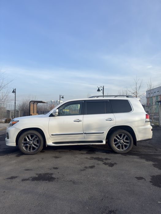 Продаетеся Lexus lx
