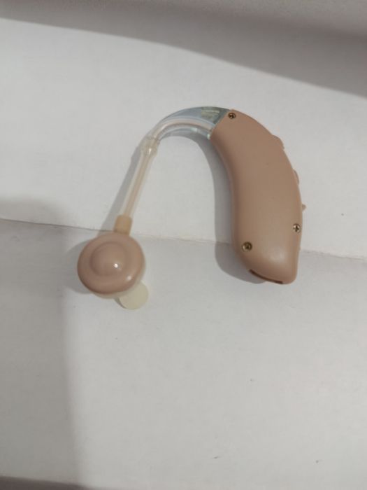 Продам слуховой аппарат