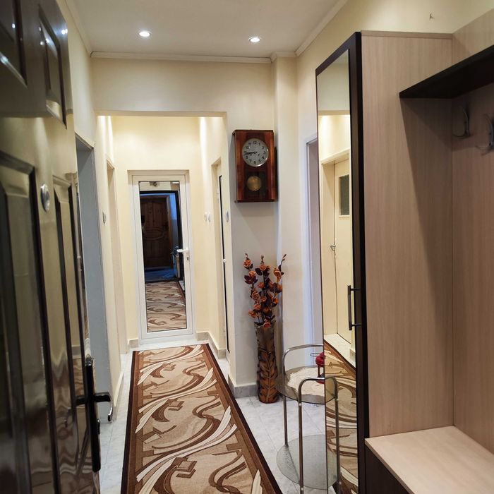 Продава се Тристаен апартамент в Нова Загора - 112 кв.м за 670 €/кв.м - Снимка #5