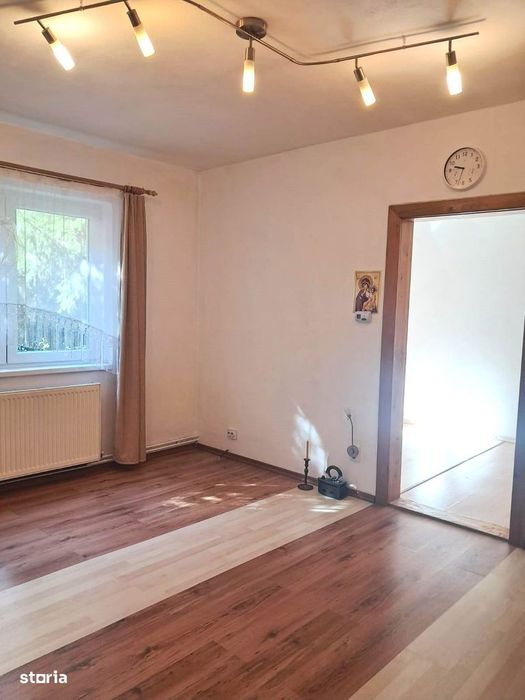 Apartament 2 camere la parter in Vasile Aaron — fotografia 3
