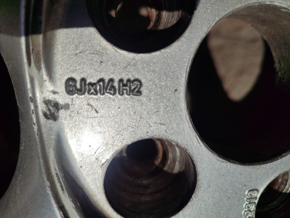 Продам диски на 14