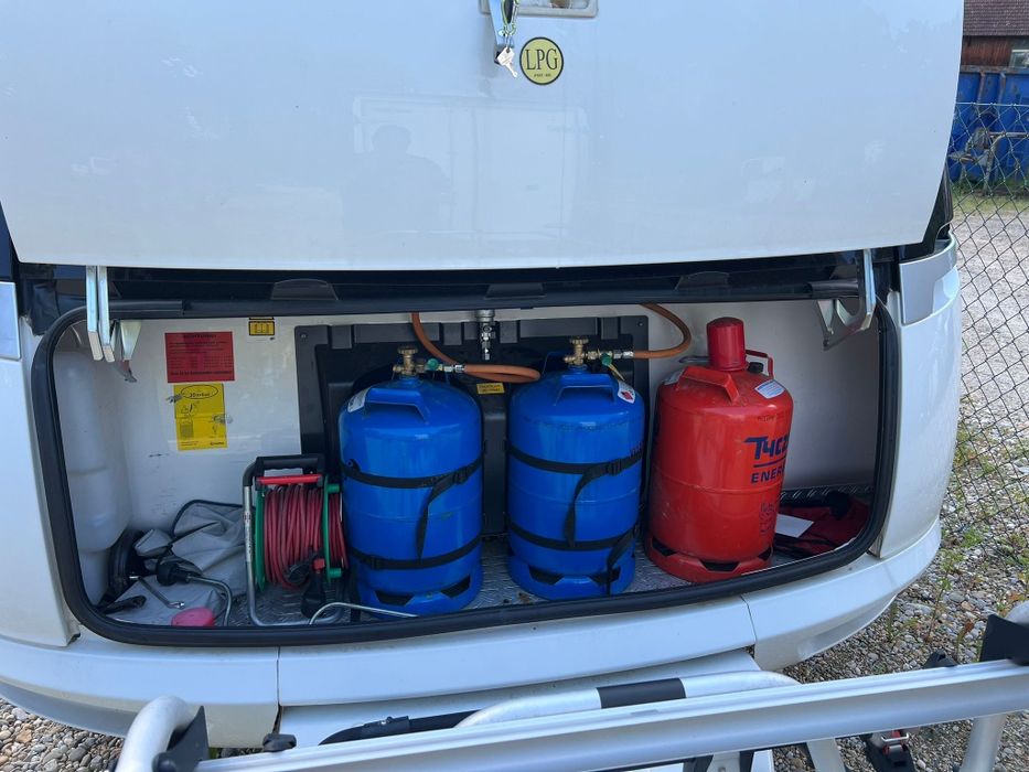 Каравана хоби 650 премиум