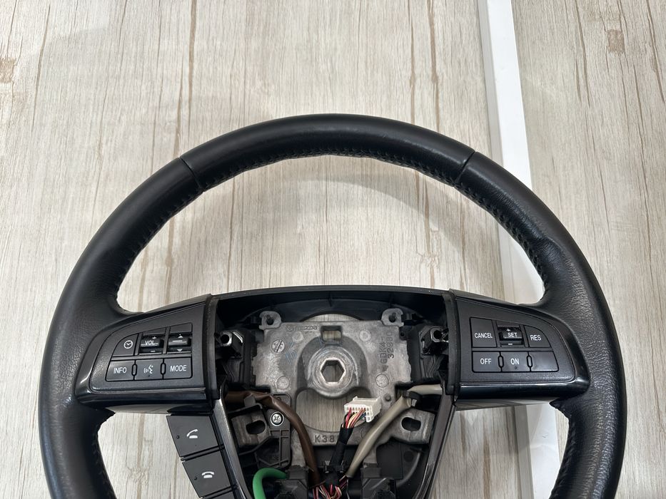 Мултиволан за Мазда 6 до 2013г!