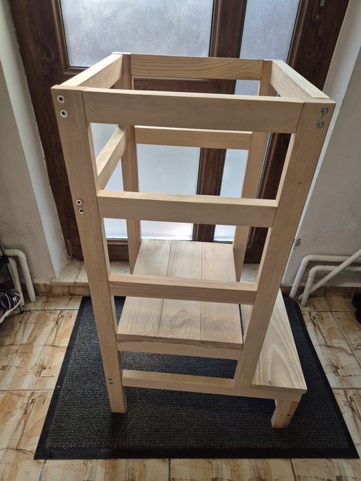 Turn de invatare Montessori din lemn – copii
