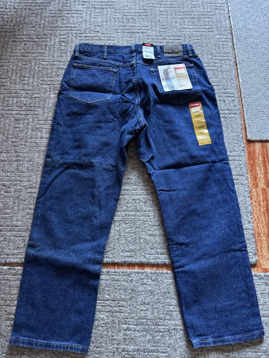 Чисто нови ретро панталони и дънки