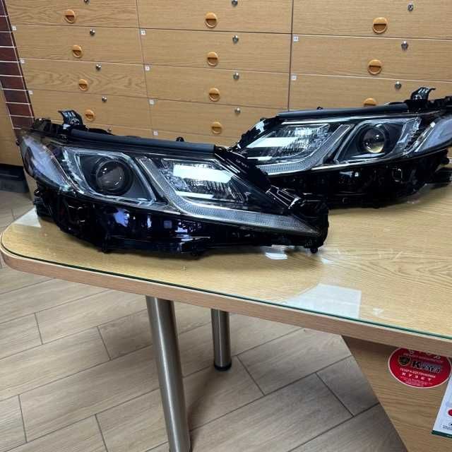 Фара, фонарь, туманка на Toyota Camry 70,75