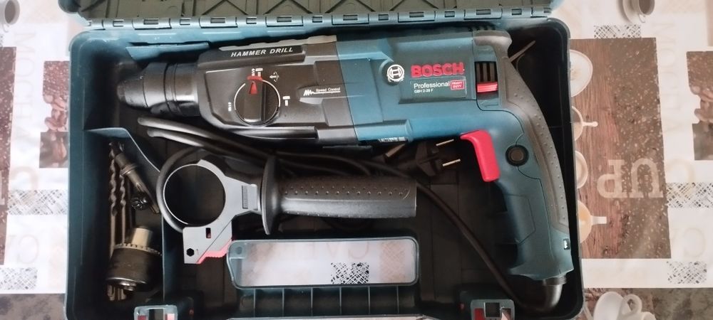 Продаю Bosh GBH 2-28F