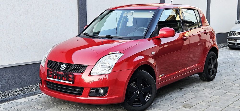 Suzuki Swift 1.3 benzina *4x4*