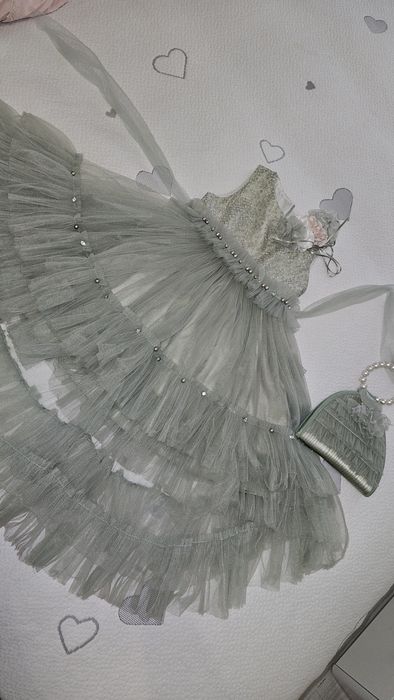 Вечерний платье для девушки