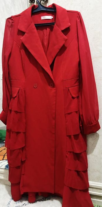 Платья красный вечерный