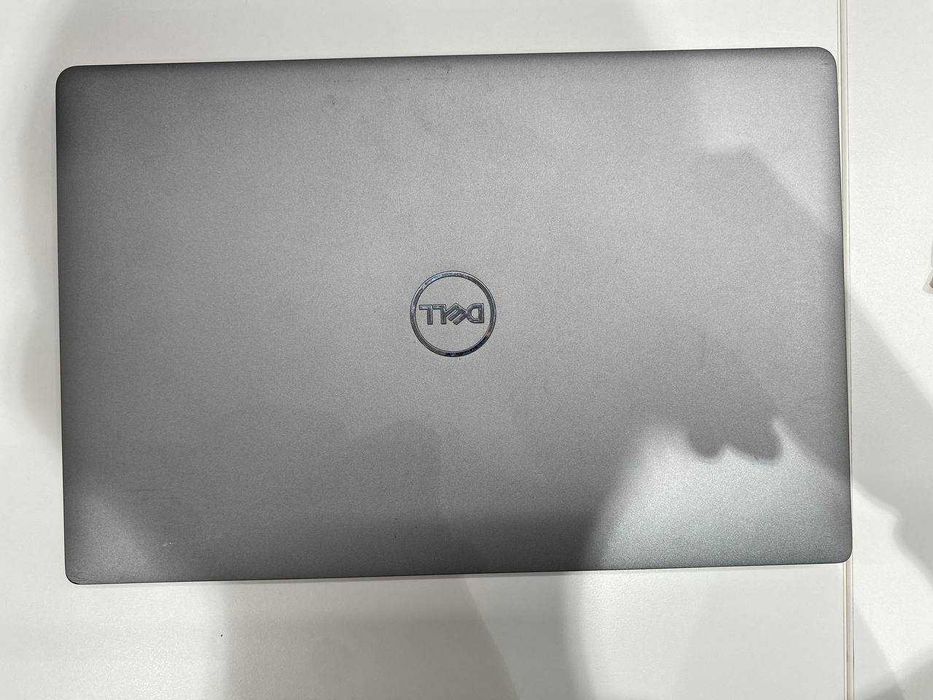 Продам ультрабук Dell Latitude 5420 I7-1185g7 / 16 Gb DDR4/ 512 SSD