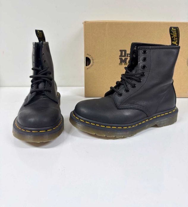 Като НОВИ Кожени кубинки DR. MARTENS 1460 (Черни) - Размер 36 (23 см стелка)