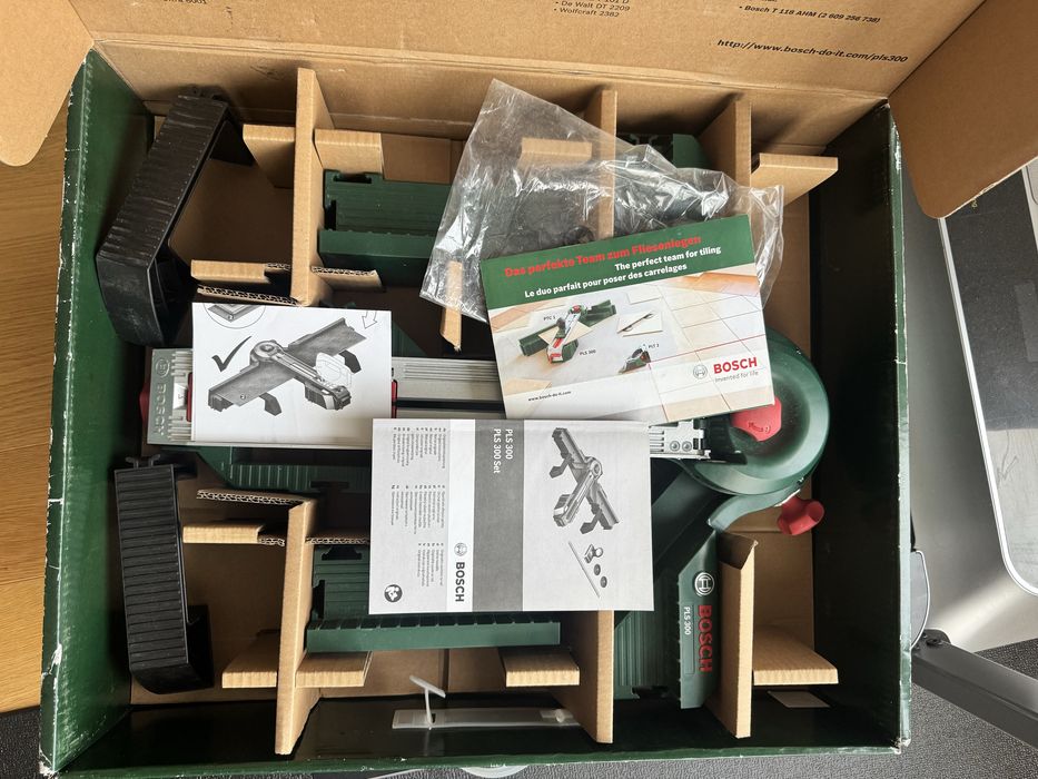 Statie taiere Bosch PLS 300 unghi 45