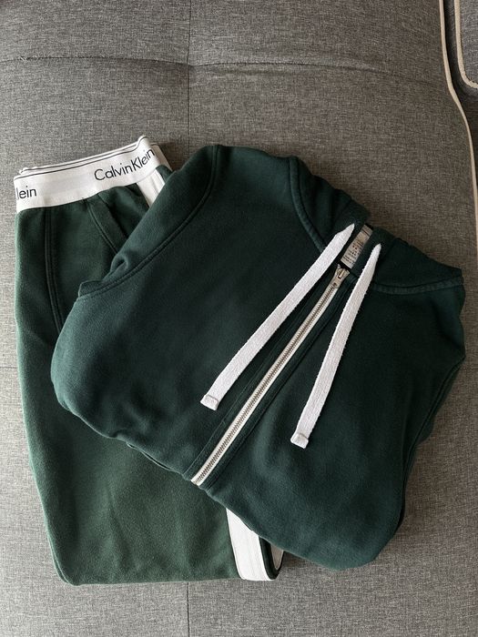 Trening Calvin Klein