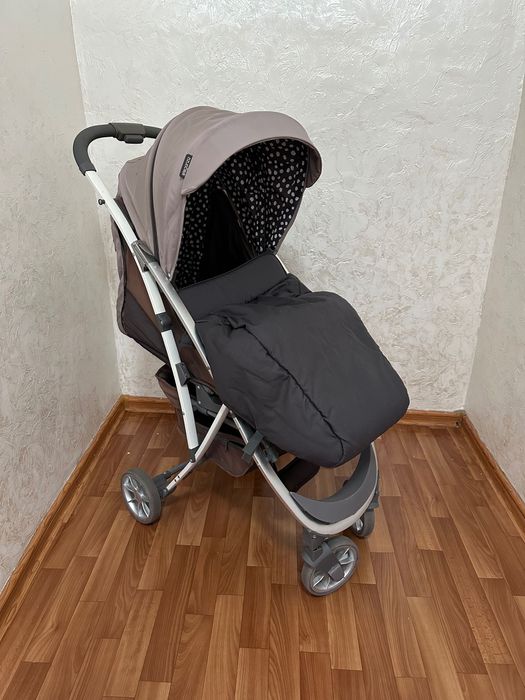 Коляска детская прогулочная