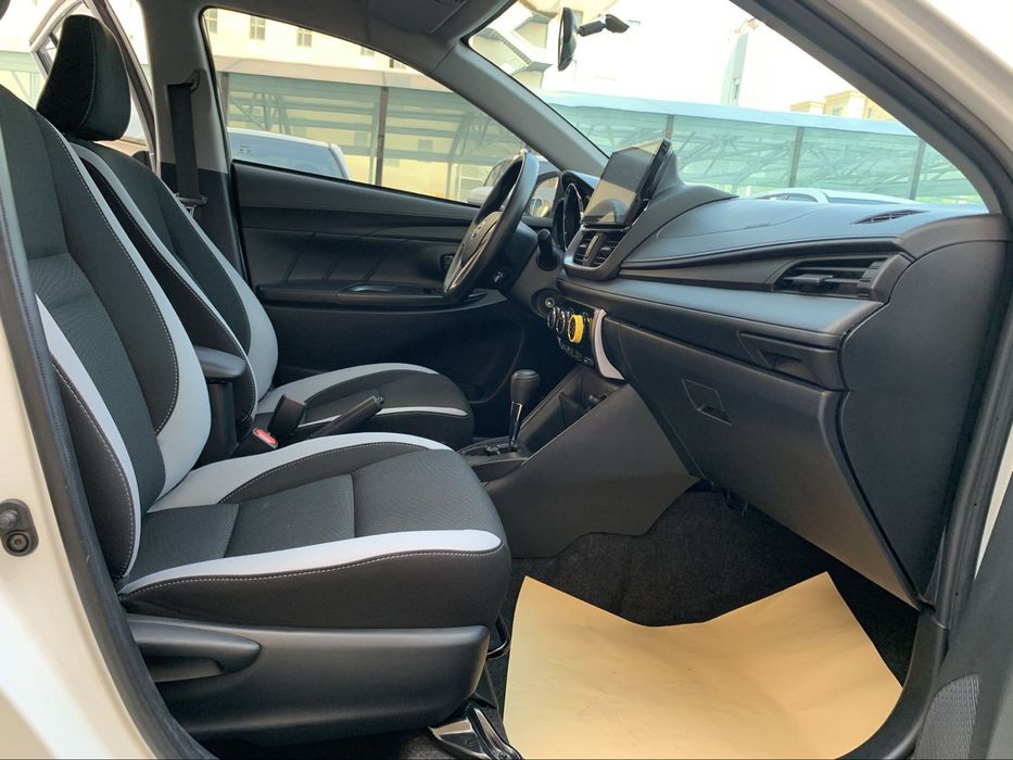 Toyota Yaris , с пробегом 28137
