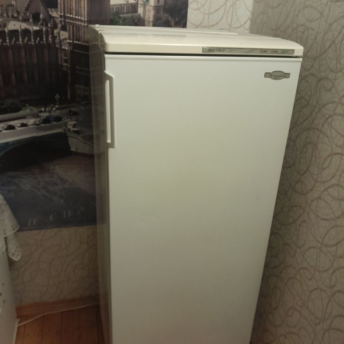 Продаётся морозильник Atlant