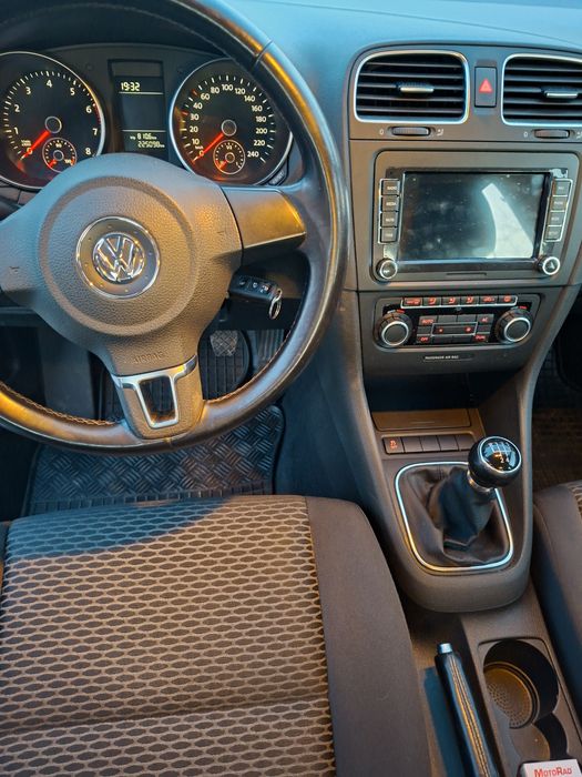 Vând mașina WW GOLF 6