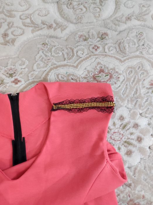 Bluza eleganta, cu peplum, fucsia