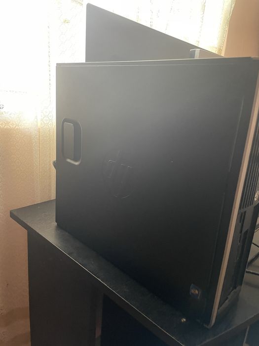 Vand unitate,monitor,tastatura si mouse toate la un loc