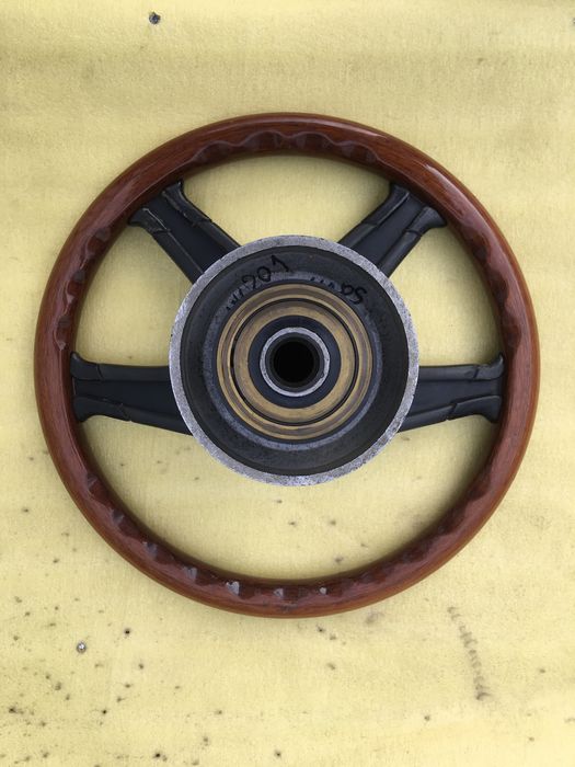 Руль Италия Мерс W201