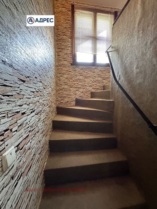 Продава се Къща в Плевен, Сторгозия - 236 кв.м за 1200 €/кв.м - Снимка #4