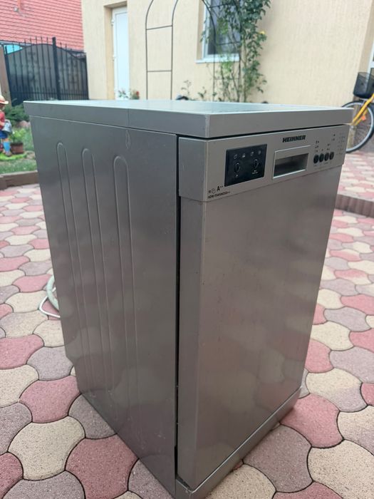 Mașină de spălat vase Heinner