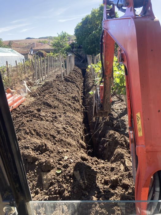 Услуги с багер ,бобкат и самосвал