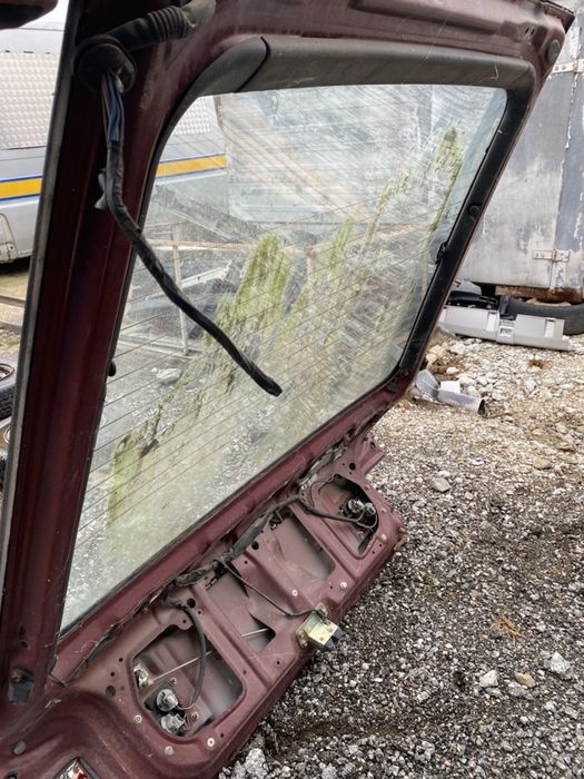 Капак стъкло mitsubishi galant мицубиши галант88-92г