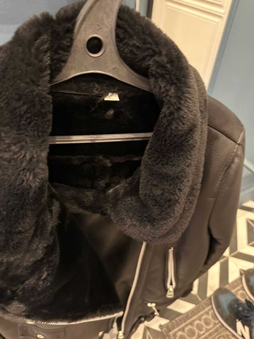 Продам дубленку.