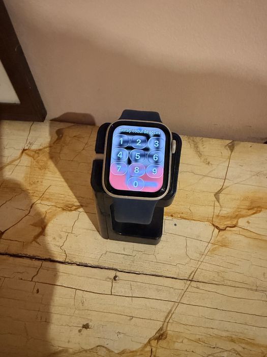 Vând Apple Watch SE 44 mm – stare impecabilă, ca nou