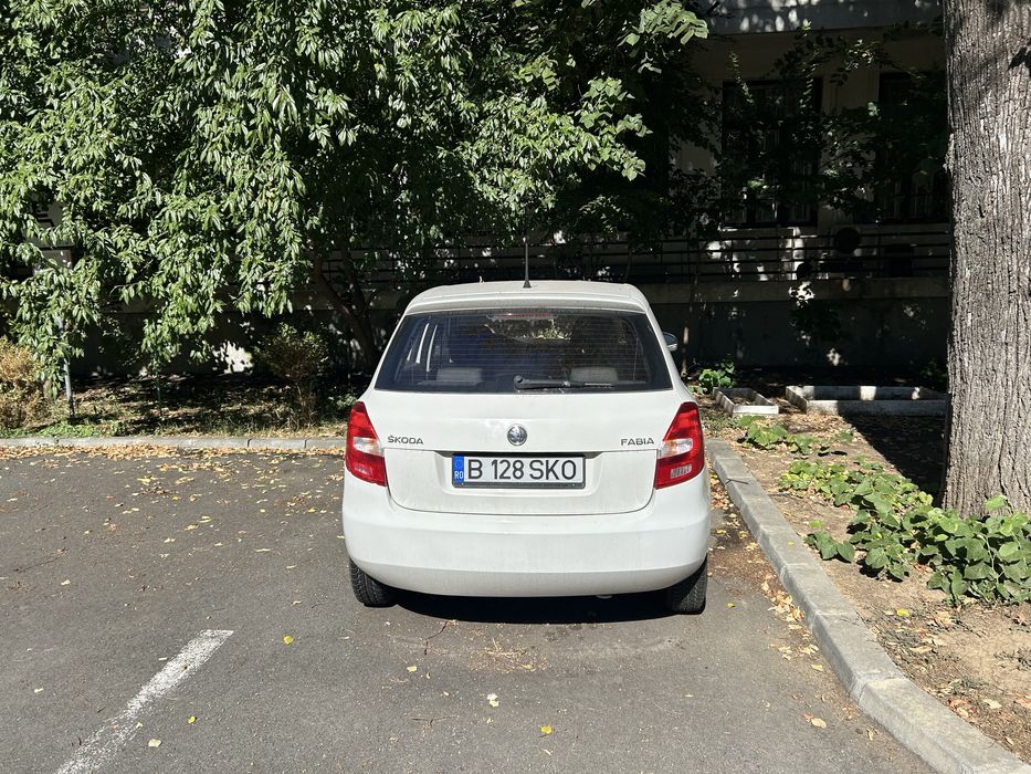 SKODA Fabia 2013 — imagine 4
