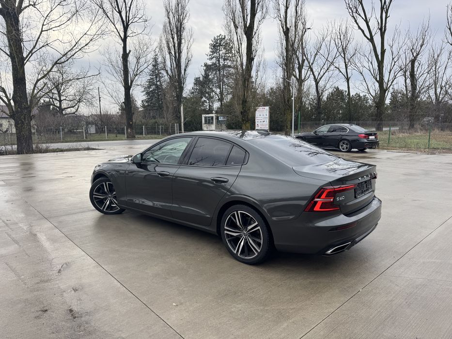 Volvo S60 2022 R Design/keyless/camera/distronic/