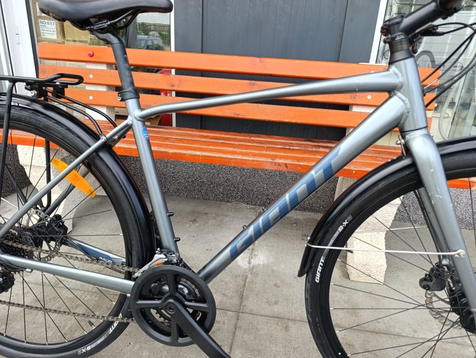 Градски велосипед Giant escape 28/М